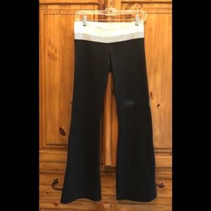 wide legged black , polka dots trim Lulu pants